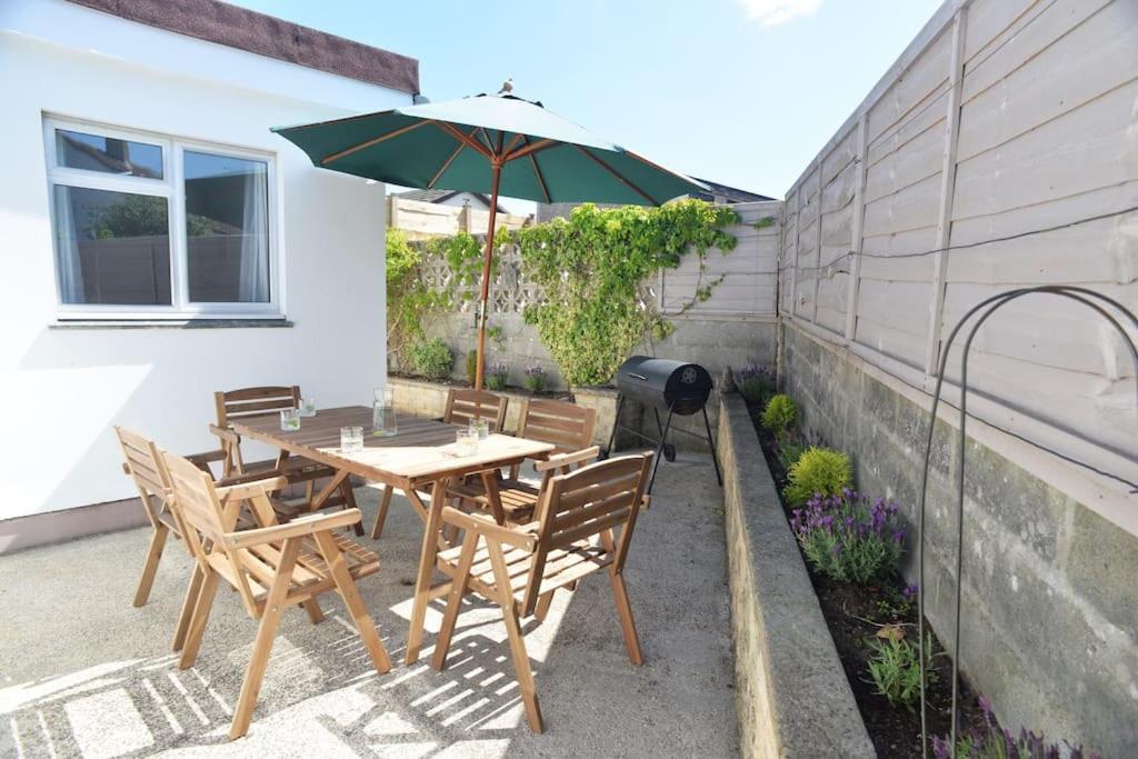 3-Bedroom Bungalow With Parking, Goldsithney, Penzance, Cornwall Perranuthnoe Exterior photo